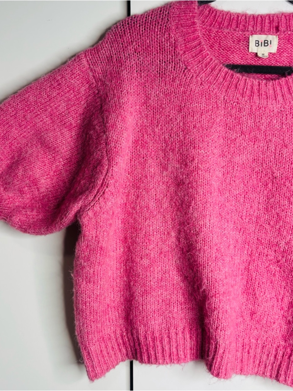 BiBi Fuzzy Puff-Sleeve Cropped Sweater in Hot Pink - Picture 9 of 11